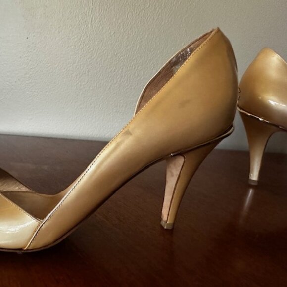 Chanel CC Logo Pearly Gold Patent Leather Cut Out Open Toe Pumps US 9 EU 40 - Picture 6 of 9